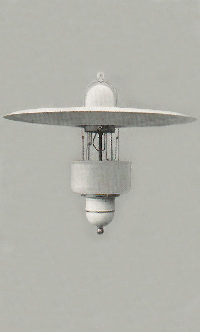 AEG Bogenlampe für Gleichstrom Entwurf von Peter Behrens 1907.