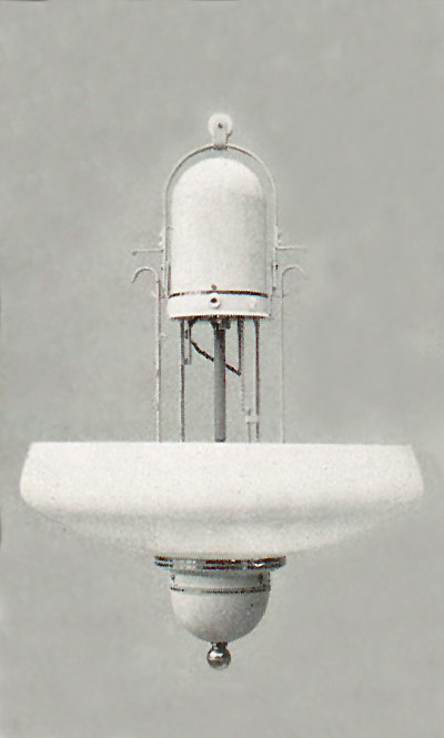 AEG Bogenlampe für Gleichstrom von Peter Behrens 1907.