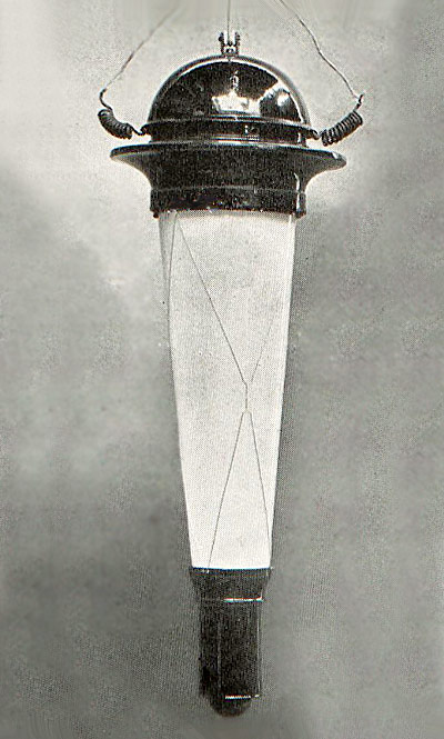 AEG Quecksilberdampflampe von 1908 von Peter Behrens